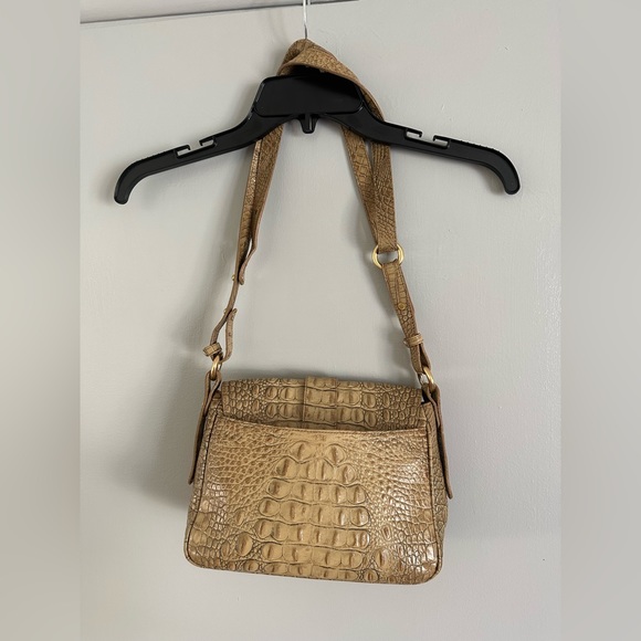 Brahmin toasted almond leather twist latch shoulder bag - Picture 2 of 15